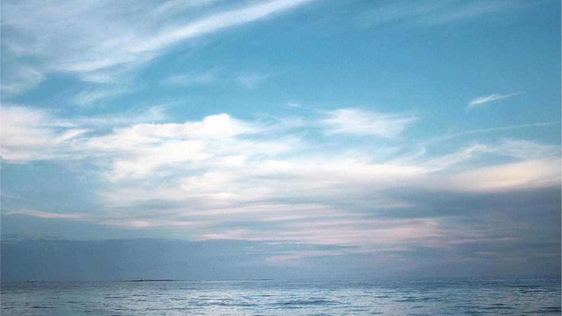 Fondo de logística de transporte internacional con barcos y contenedores